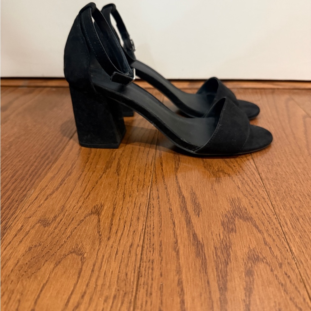 Urban Outfitters Black Suede Block Heel Sandals